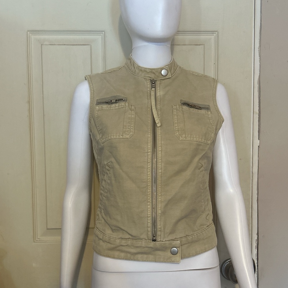 Earl Jeans Beige Sleeveless Vest